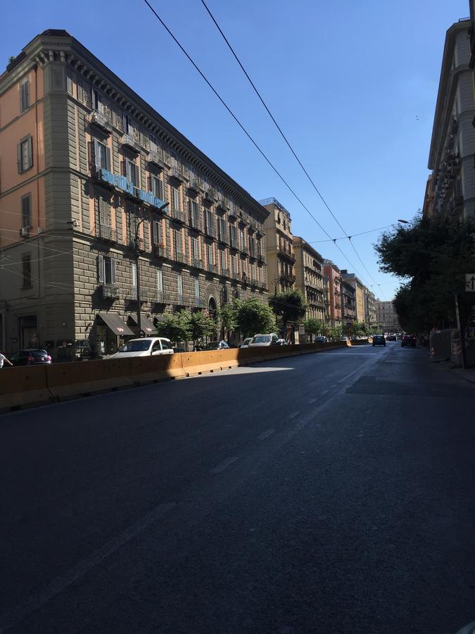 Napoli Central City Exterior photo